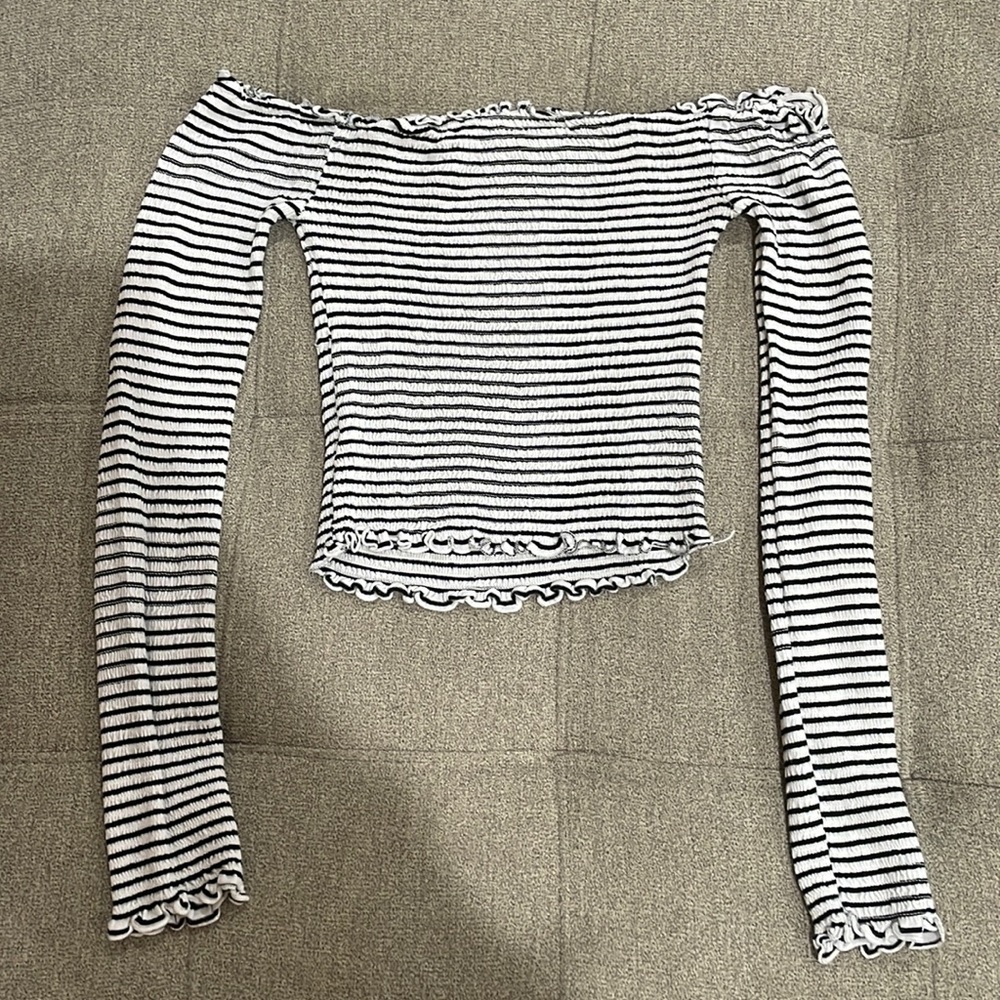 Fashion nova off the shoulder top